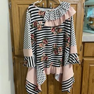 Frilly modest top and skirt